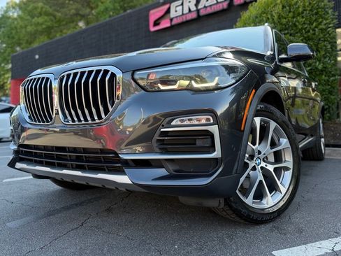 Used 2021 BMW X5 xDrive40i w/ Premium Package AWD/4WD image 2