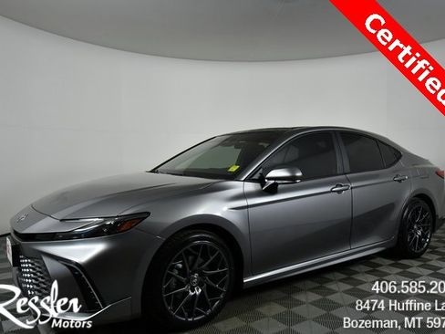 Used 2025 Toyota Camry XSE image 1