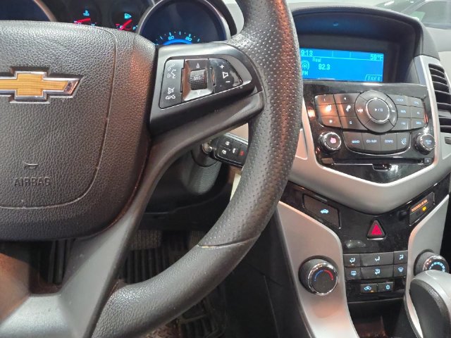 Used 2016 Chevrolet Cruze LS FWD image 10