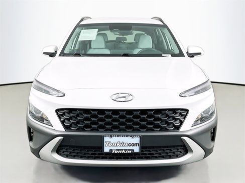 Used 2023 Hyundai Kona SEL image 2