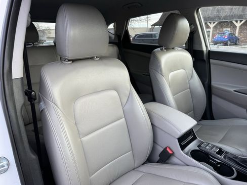 Used 2019 Hyundai Tucson Value image 24