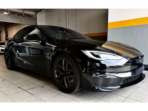 Used 2022 Tesla Model S Plaid AWD/4WD image 2