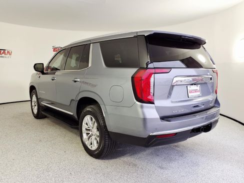 Used 2021 GMC Yukon SLT image 2