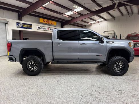 Used 2020 GMC Sierra 1500 AT4 w/ AT4 Premium Package AWD/4WD image 9
