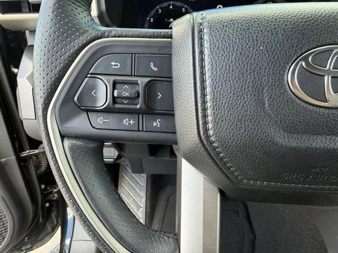 Used 2025 Toyota 4Runner TRD Off-Road Premium w/ Tow Technology Package AWD/4WD image 16