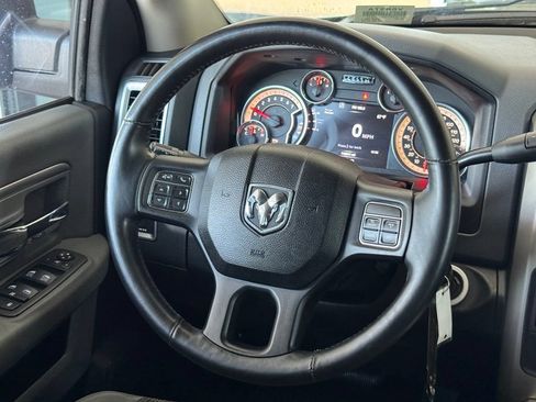 Used 2016 RAM 2500 Big Horn RWD image 25