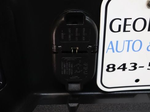 Used 2026 Nissan Frontier PRO-4X w/ Pro-4x Convenience Package AWD/4WD image 29