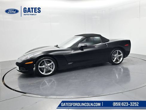Used 2011 Chevrolet Corvette Convertible w/ Preferred Equipment Group RWD image 4