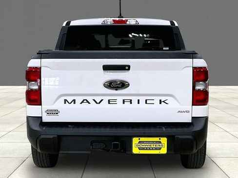 Certified 2024 Ford Maverick Lariat w/ Black Appearance Package AWD/4WD image 4