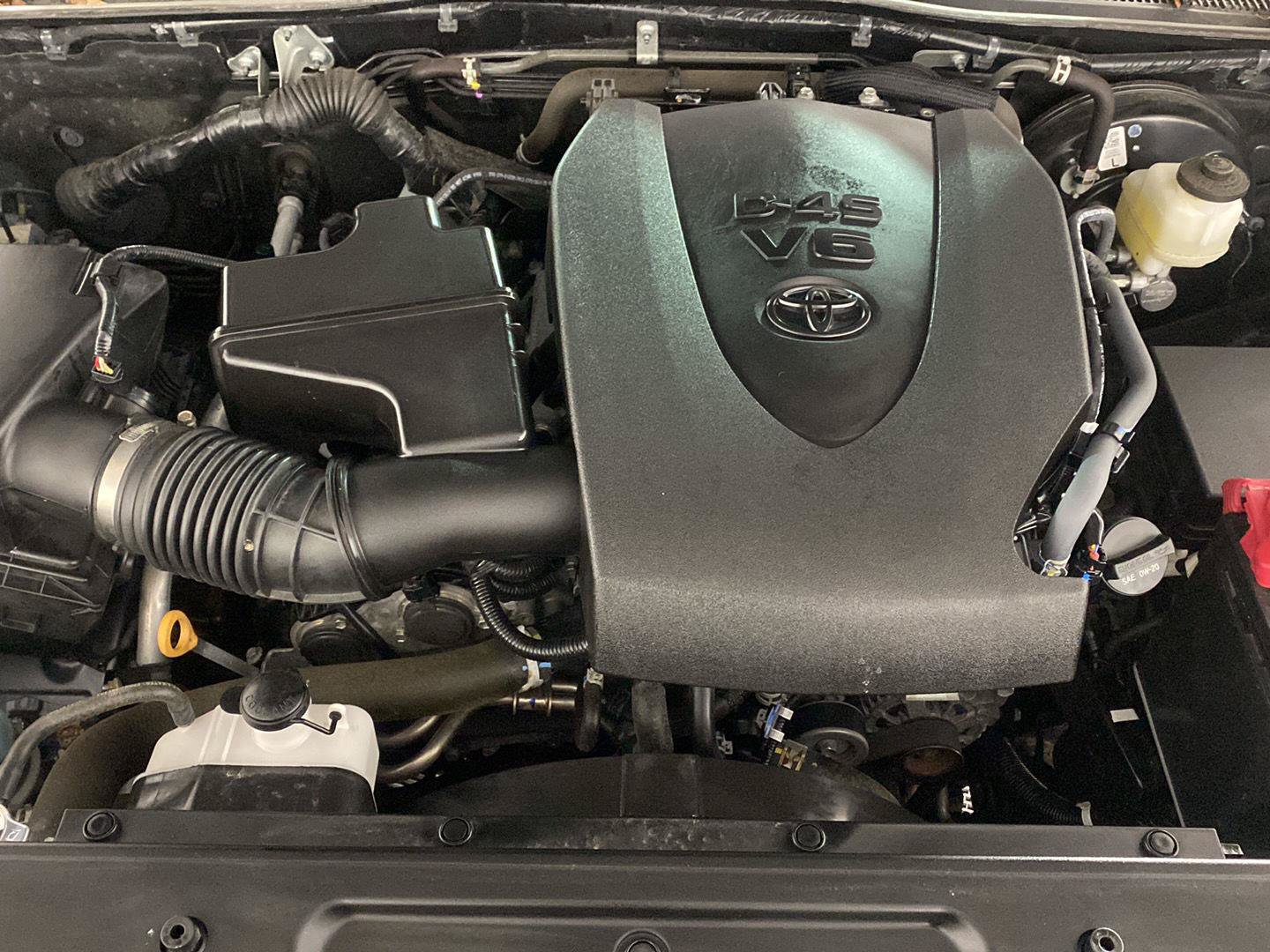 Used 2023 Toyota Tacoma SR5 w/ SX Package AWD/4WD image 9