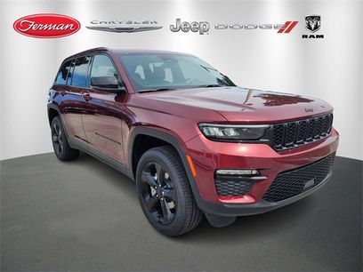 New 2025 Jeep Grand Cherokee Limited w/ Black Appearance Package