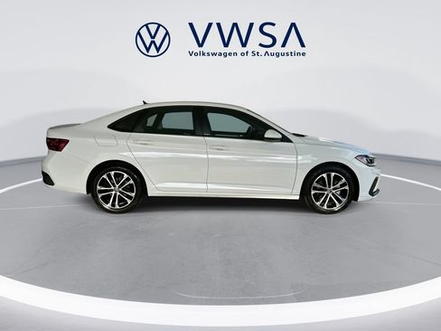 Certified 2026 Volkswagen Jetta Sport FWD image 9