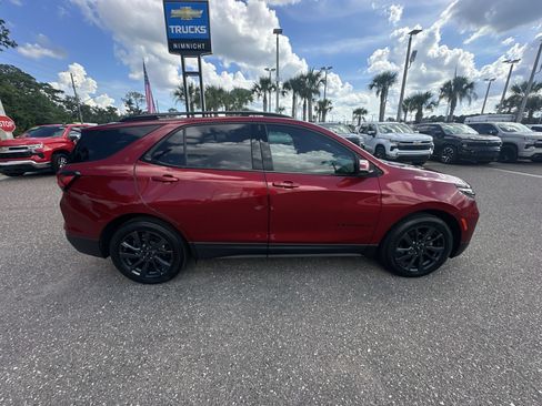 Used 2024 Chevrolet Equinox RS FWD image 17