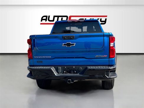 Used 2022 Chevrolet Silverado 1500 ZR2 w/ Technology Package image 6