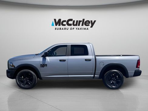 Used 2024 RAM 1500 Warlock AWD/4WD image 3