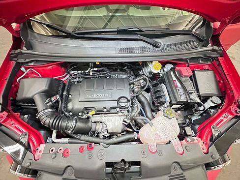 Used 2015 Chevrolet Sonic LT image 43