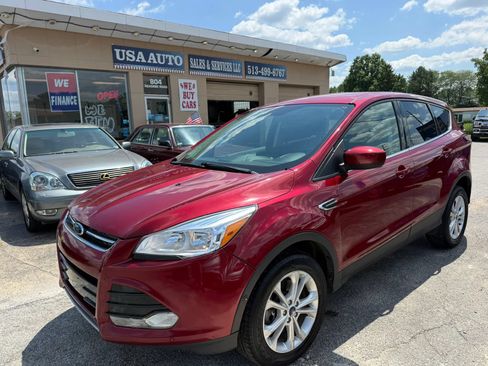 Used 2017 Ford Escape SE AWD/4WD image 2