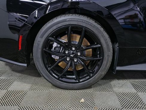 Used 2025 Ford Mustang GT Premium image 15