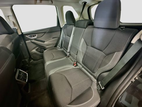 Used 2023 Subaru Forester Premium AWD/4WD image 29