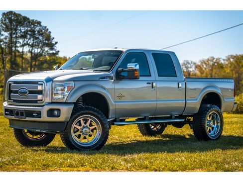 Used 2013 Ford F350 Platinum w/ FX4 Off Road Pkg image 10