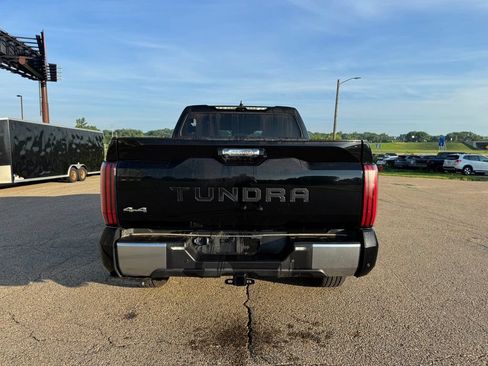 Used 2024 Toyota Tundra Limited AWD/4WD image 15