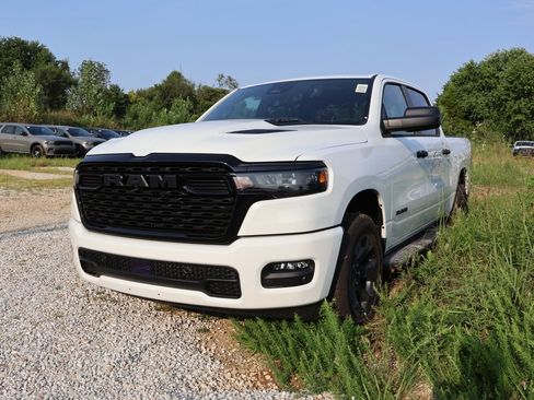 New 2026 RAM 1500 Express AWD/4WD image 2