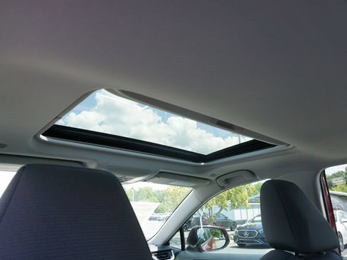 Used 2025 Toyota RAV4 XLE w/ Convenience Package FWD image 26