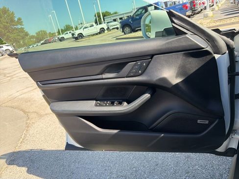 Used 2022 Porsche Taycan RWD image 29