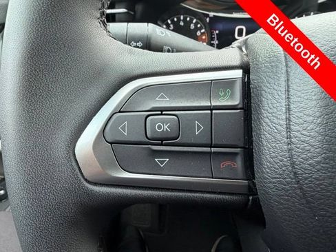 Used 2026 Jeep Compass Limited AWD/4WD image 37