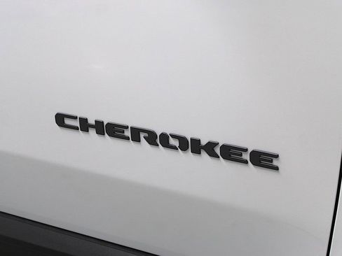 New 2026 Jeep Cherokee Laredo AWD/4WD image 39