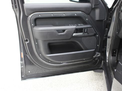 Used 2025 Land Rover Defender 130 Outbound AWD/4WD image 12