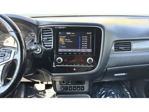 Used 2020 Mitsubishi Outlander SEL AWD/4WD image 24