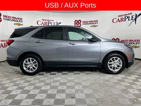 Used 2024 Chevrolet Equinox LS w/ LS Convenience Package image 9