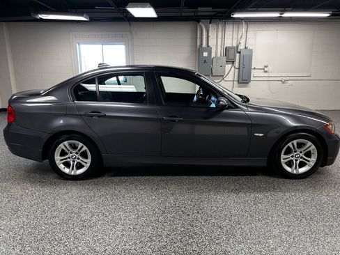 Used 2008 BMW 328xi Sedan image 2
