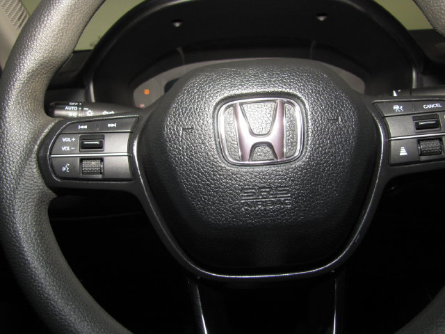 Certified 2024 Honda Accord EX image 28