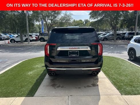 Used 2021 GMC Yukon Denali w/ Denali Premium Package AWD/4WD image 6