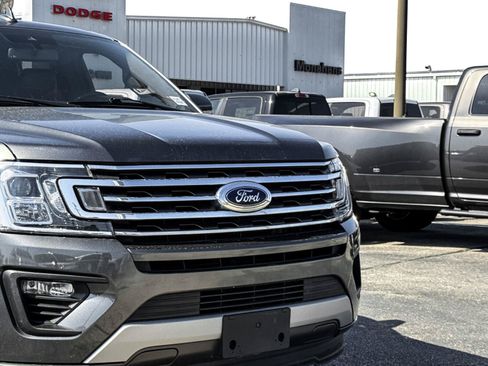 Used 2021 Ford Expedition XLT RWD image 7
