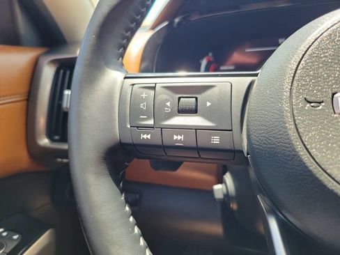 Certified 2025 Nissan Pathfinder Platinum w/ Cargo Package FWD image 24