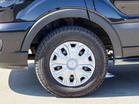 Used 2024 Ford Transit 350 XLT RWD image 9