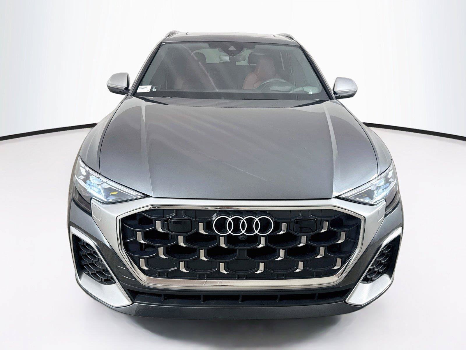 Used 2024 Audi SQ8 Prestige AWD/4WD image 8