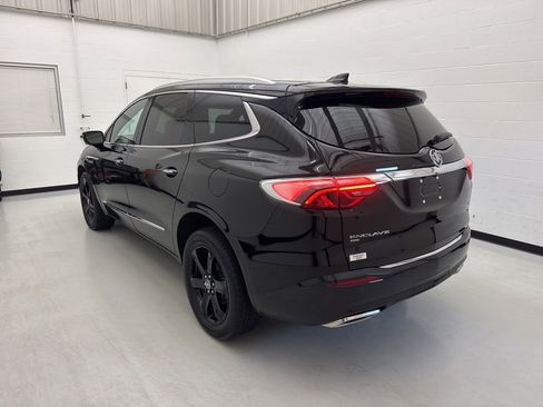 Used 2023 Buick Enclave Essence w/ Experience Buick Package AWD/4WD image 4