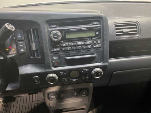 Used 2014 Honda Ridgeline RTL image 16