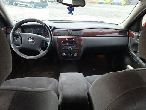 Used 2009 Chevrolet Impala LS image 9