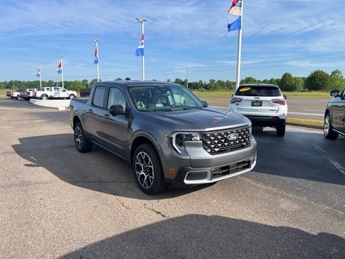 New 2026 Ford Maverick Lariat AWD/4WD image 1