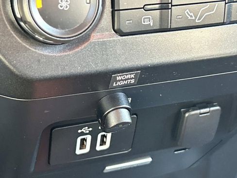 Used 2018 Ford F250 XL w/ Power Equipment Group image 33