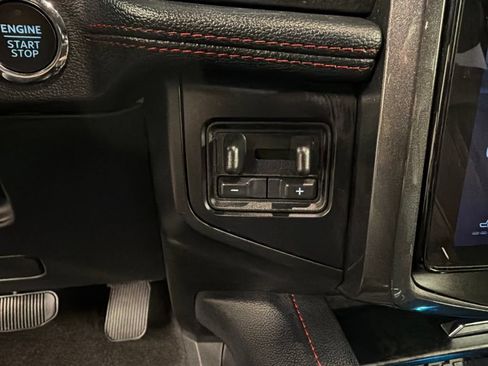 Certified 2023 Ford Expedition Limited AWD/4WD image 17