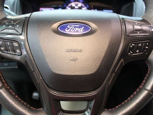 Used 2019 Ford Explorer Sport image 22