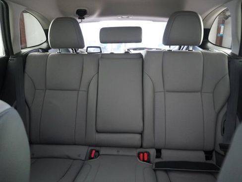 Certified 2025 Subaru Outback Limited image 31