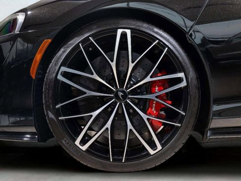 Used 2023 McLaren GT RWD image 33