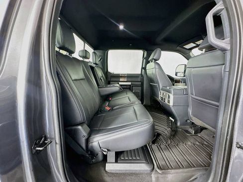 Used 2022 Ford F250 Lariat w/ Black Appearance Package AWD/4WD image 27